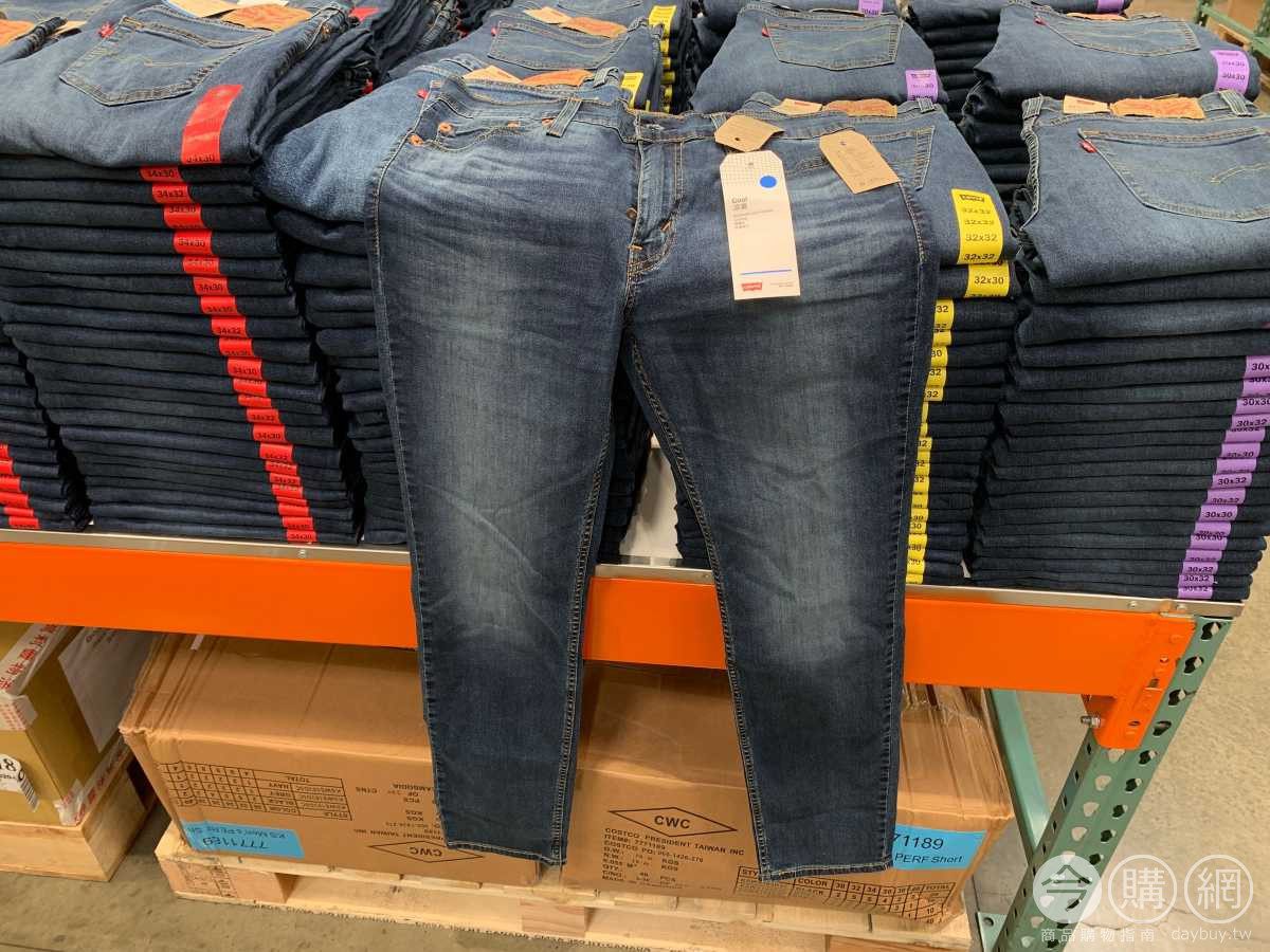 Costco store levi's 511