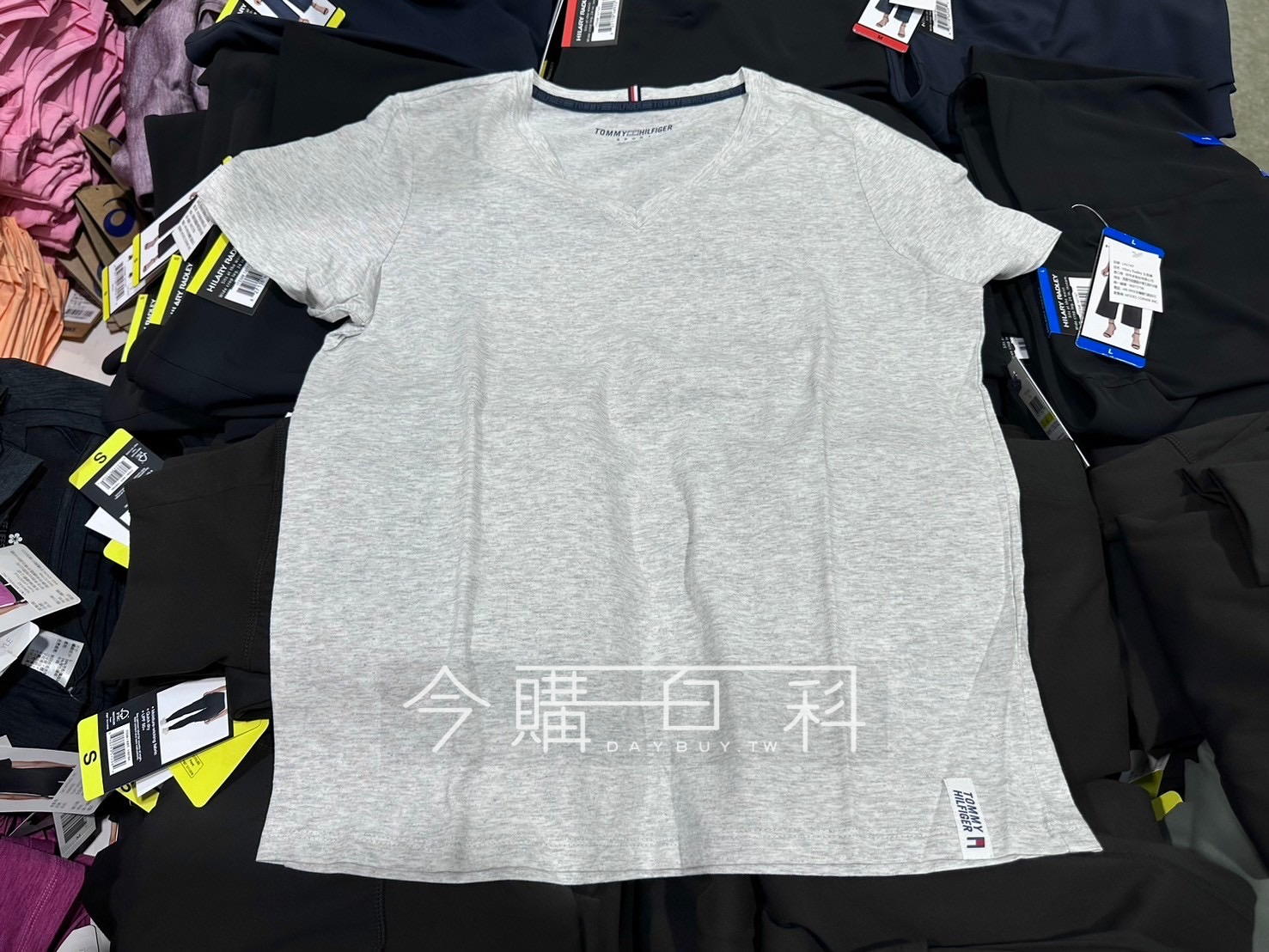 TOMMY HILFIGER 女V領短袖上衣 #1763702